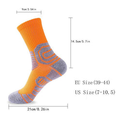 Compression crew running socks in orange and grey, featuring reinforced heel and forefoot, with dimensions for EU size 39-44 and US size 7-10.5.